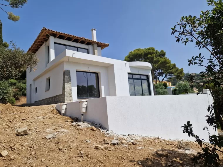 Réalisation d'une façade sur une maison neuve aux Issambres, Draguignan, LE FAÇADIER DE PACA