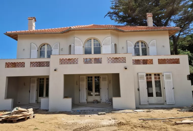 Réalisation d'une façade en rénovation à Saint-Tropez , Draguignan, LE FAÇADIER DE PACA