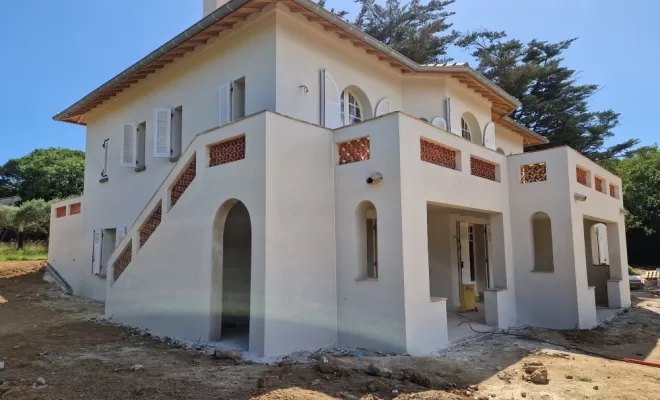 Réalisation d'une façade en rénovation à Saint-Tropez , Draguignan, LE FAÇADIER DE PACA